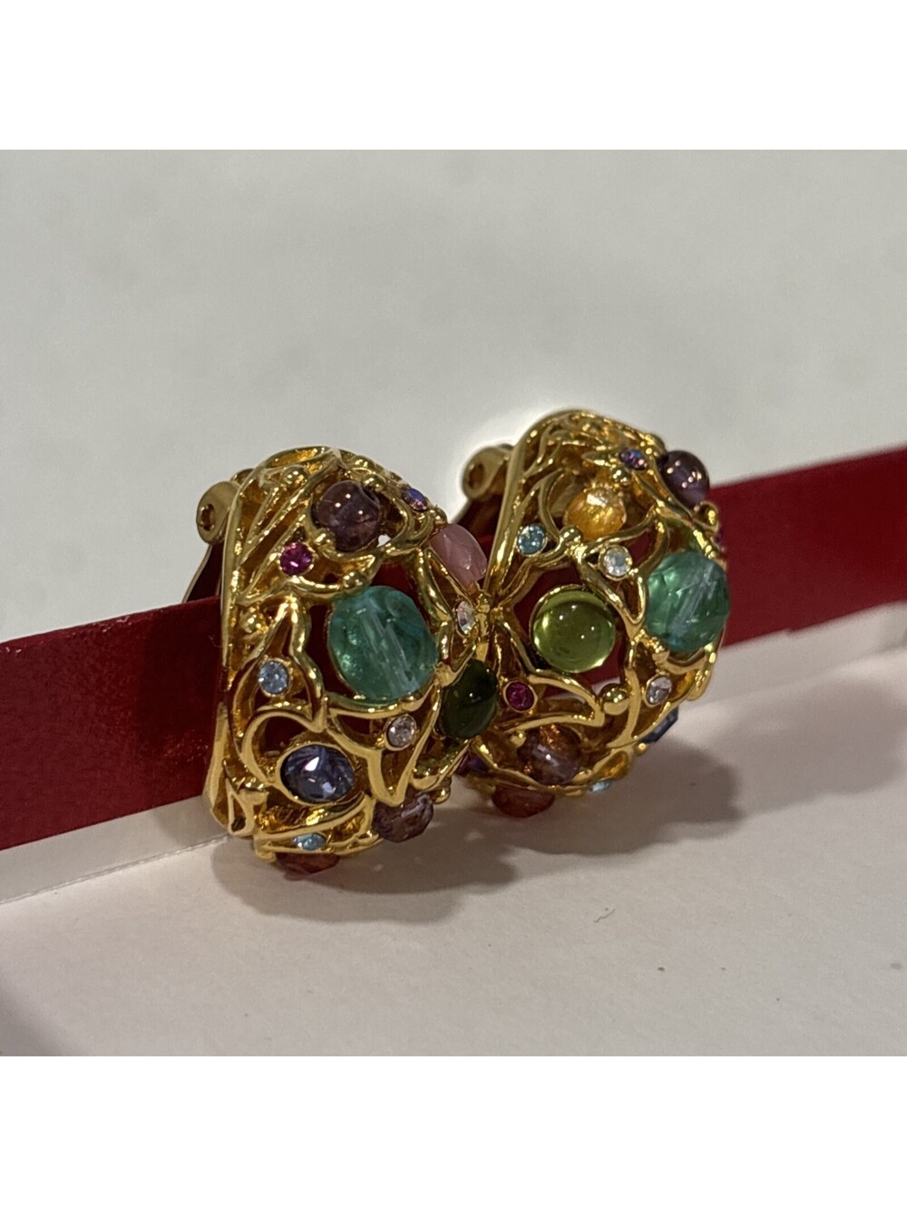 Vintage Joan Rivers Rhinestone Gripoix Glass Beaded Gold tone Hoop Clip Earrings